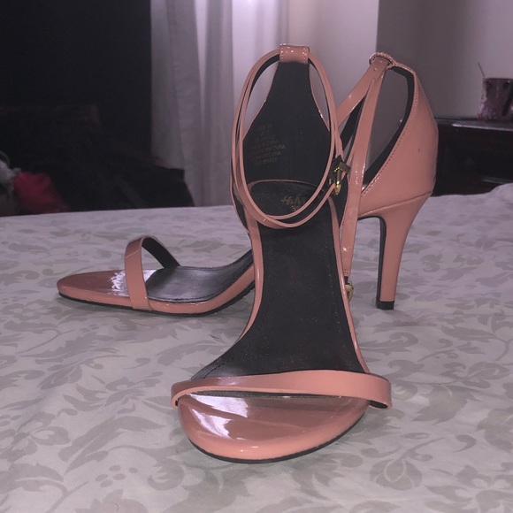 New Blush dressy Sandals sz8 - Picture 3 of 3